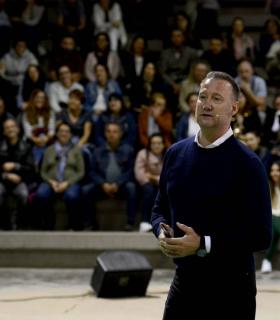 Más de 600 personas disfrutaron en Tasagaya de todo un encuentro de aprendizaje con Pedro G. Aguado · foto 2