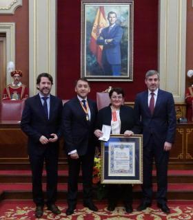 Santa Cruz concede al Mercado su Medalla de Oro en coincidencia con su 75 aniversario · foto 2