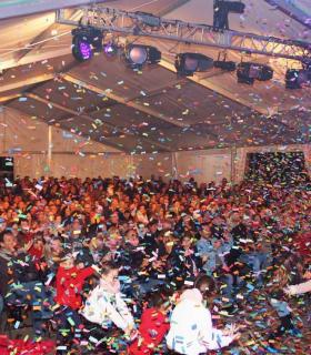 La magia Disney inunda La Esperanza en el acto de encendido del alumbrado navideño · foto 1