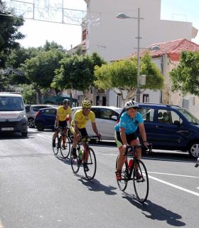 Adeje se vuelca con el Tour de la Ilusión · foto 1