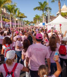 Adeje: La Carrera por la Vida recauda 35.500 euros gracias a la participación de 5.200 personas · foto 4