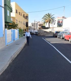 Gáldar: Abierta al tráfico tras su ampliación la calle Isaac Albéniz · foto 2