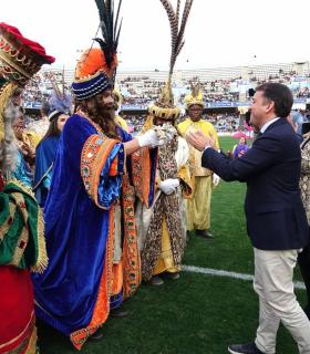 La magia e ilusión de los Reyes Magos hechizan Santa Cruz de Tenerife · foto 3