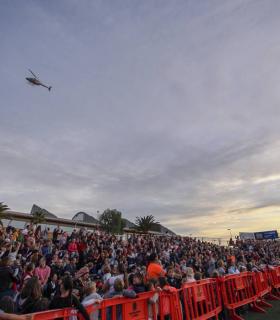 Multitudinaria recepción a Melchor, Gaspar y Baltasar en Adeje · foto 1