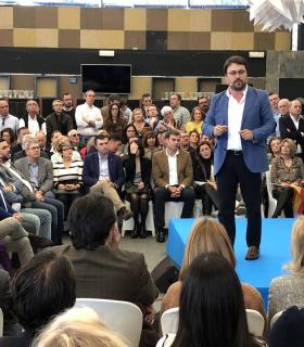 El PP estrena imagen en los perfiles sociales de su candidato a la Presidencia del Gobierno de Canarias · foto 7