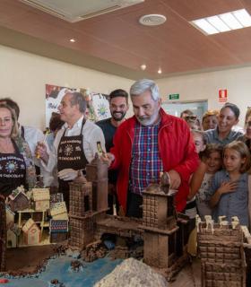 Adeje: rotura Belén solidario de chocolate · foto 2