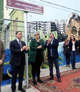 Santa Cruz de Tenerife homenajea al dirigente vecinal de Santa María del Mar José Hernández · foto 3