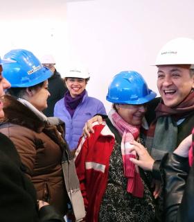 Los vecinos de La Candelaria visitan el piso piloto de las 115 viviendas de reposición · foto 3