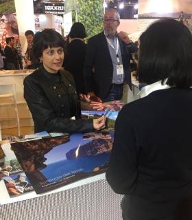 El material promocional de Santiago del Teide vuelve a conquistar al público asistente a Fitur · foto 3