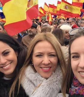 Melisa Rodríguez (Cs): “Miles de españoles han salido a la calle para decirle a Sánchez que no todo vale y exigirle elecciones ya” · foto 1