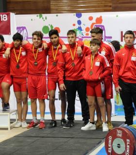 La Escuela Halterofilia Tinerfeña logra un meritorio tercer puesto en la final de Copa de Clubes Sub 18 · foto 2