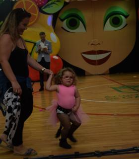 Gáldar disfruta con la Gala Infantil del Carnaval más brasileño · foto 8