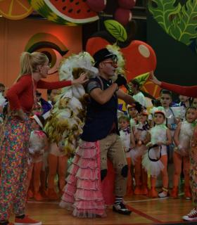 Gáldar disfruta con la Gala Infantil del Carnaval más brasileño · foto 3