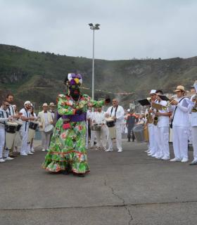 El Ayuntamiento prepara una recepción especial a la Negra Tomasa en el puerto de Santa Cruz de La Palma · foto 1