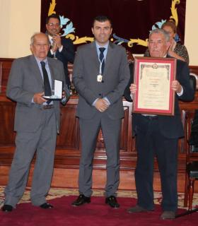 El Ayuntamiento hizo entrega de los galardones Realejeros Destacados 2018 · foto 4