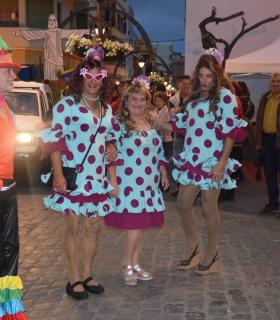 Las calles de Gáldar vibraron con la más rítmica y colorida Cabalgata del carnaval · foto 23