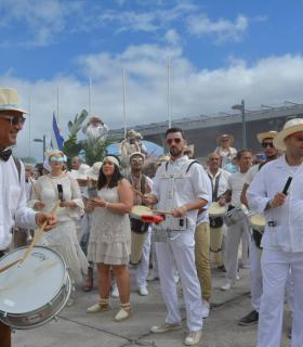 Los Indianos toman Santa Cruz de La Palma en el lunes grande del Carnaval de Canarias · foto 4