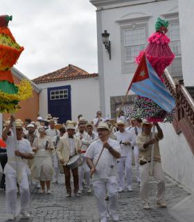 Los Indianos toman Santa Cruz de La Palma en el lunes grande del Carnaval de Canarias · foto 26
