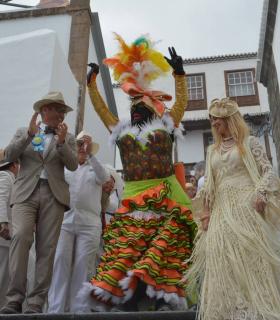 Los Indianos toman Santa Cruz de La Palma en el lunes grande del Carnaval de Canarias · foto 25