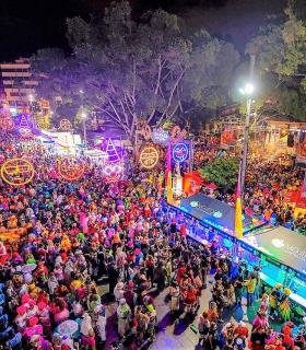 El Carnaval alcanza su ecuador con la celebración del Entierro de la Sardina · foto 2