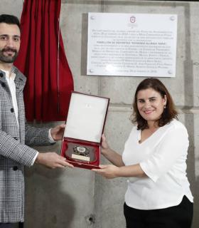 Candelaria: nueva rotulación del Pabellón de Deportes “Rosendo Alonso Tapia” · foto 2