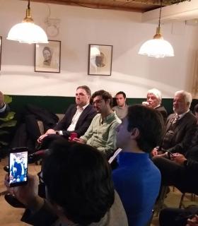 Antona presenta a los canarios residentes en Madrid las propuestas del PP para que vuelvan a casa · foto 1