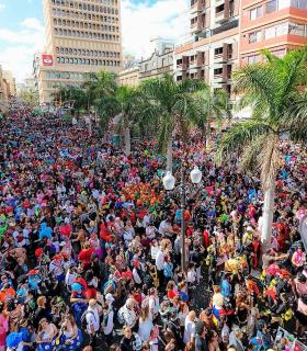 Santa Cruz vivirá la Piñata del Carnaval con medio centenar de atracciones en la calle · foto 2