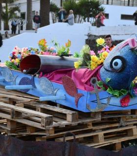 Multitudinario Coso del Carnaval en Haría · foto 5