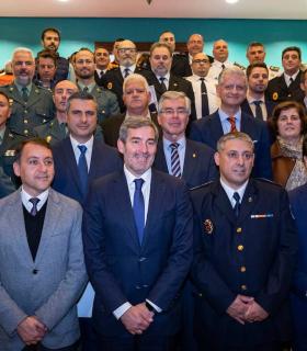 Fernando Clavijo sostiene que la Protección Civil en Canarias ha madurado como instrumento técnico y participativo en materia de seguridad pública · foto 2