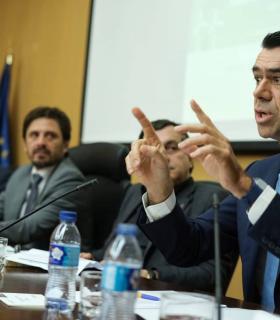 Ashotel pide ser valientes y superar el 45% de renovables que para 2025 fija la Estrategia Energética de Canaria · foto 3