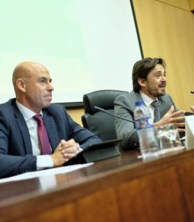 Ashotel pide ser valientes y superar el 45% de renovables que para 2025 fija la Estrategia Energética de Canaria · foto 2