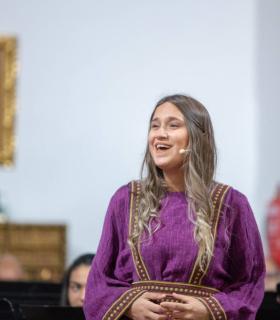 El pregón Exaltación de la Semana Santa adejera recorre la historia y evolución de la fe de un pueblo · foto 3