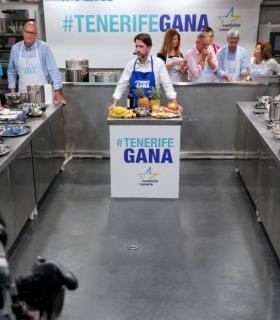 Carlos Alonso presenta al equipo de CC-PNC que le acompaña al Cabildo en las elecciones de mayo · foto 4