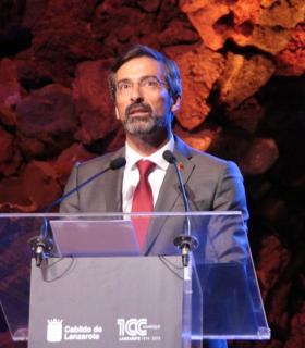 Una gala con la voz e imágenes de Manrique, el recuerdo de familia y amigos y músicas reivindican la pervivencia del espíritu del artista · foto 10