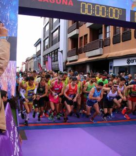 La Laguna proclamó a Marta Arnay y Fran Cabrera, como vencedores del Medio Maratón · foto 3