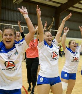 El Balonmano Salud, a un paso del ascenso · foto 1