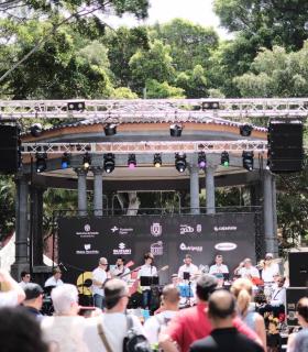Santa Cruz de Tenerife da la bienvenida a junio con un nueva jornada de apertura comercial · foto 2