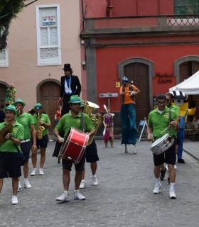 Talleres, música, exhibiciones deportivas realzan la labor de los colectivos y asociaciones de Gáldar en el V Encuentro Juntos Avanzamos · foto 5