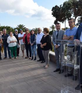 Emotivo homenaje en Gáldar a las víctimas del accidente del vuelo de Spanair JK5022 · foto 1