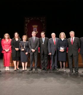 Aguilar apela a la transformación de la ULL y al valor de las personas en su toma de posesión como Rectora · foto 4