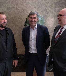 Fernando Clavijo destaca los resultados crecientes de la industria audiovisual internacional y los rodajes de películas y series en localizaciones de Canarias · foto 1