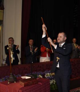 Teodoro Sosa inicia su cuarto mandato con una mayoría absoluta de 17 concejales con la que seguir construyendo la Gáldar del futuro · foto 1