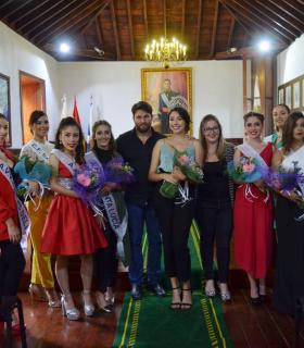 El Ayuntamiento de Güímar acogió la presentación de las diez candidatas a Reina de las Fiestas de San Pedro Apóstol 2019 · foto 1