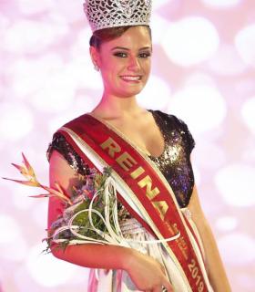 Noelia Naya Fernández, reina de las fiestas de Santa Ana y El Carmen 2019 · foto 2