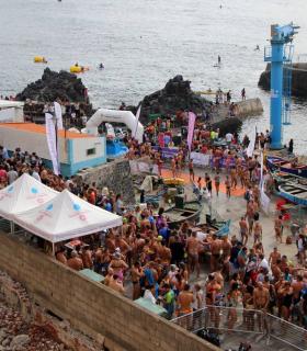 Nadia Martín y José Carlos Báez vencen en la Travesía a Nado Bajamar – Punta del Hidalgo · foto 3