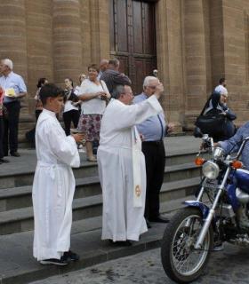 Gáldar: vuelve la bendición de coches por San Cristóbal · foto 2