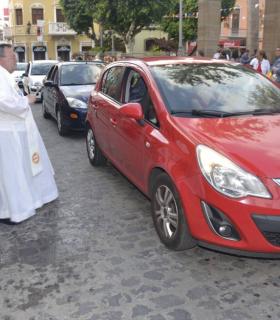 Gáldar: vuelve la bendición de coches por San Cristóbal · foto 3