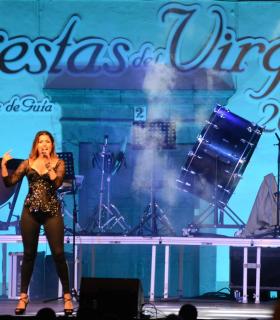 El tradicional Concierto de la Banda de Música, Cristina Ramos y ‘Los 600’ llenaron de ritmo la Plaza Grande Guía · foto 6