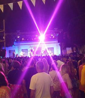 El tradicional Concierto de la Banda de Música, Cristina Ramos y ‘Los 600’ llenaron de ritmo la Plaza Grande Guía · foto 3
