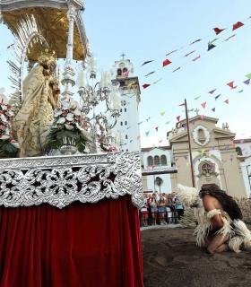 Miles de peregrinos reviven la historia del hallazgo de la Virgen de Candelaria · foto 3